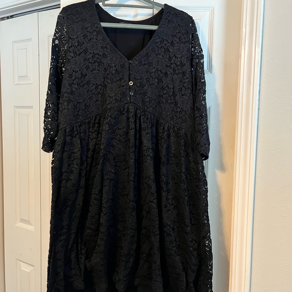 Torrid Black Lace Long Sleeve Dress